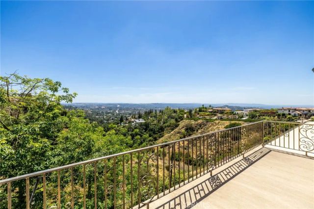 590 Gordon Highlands, Glendora, CA 91741