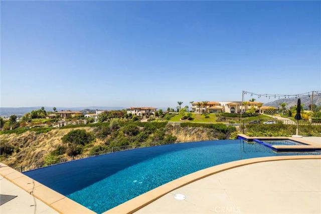 590 Gordon Highlands, Glendora, CA 91741