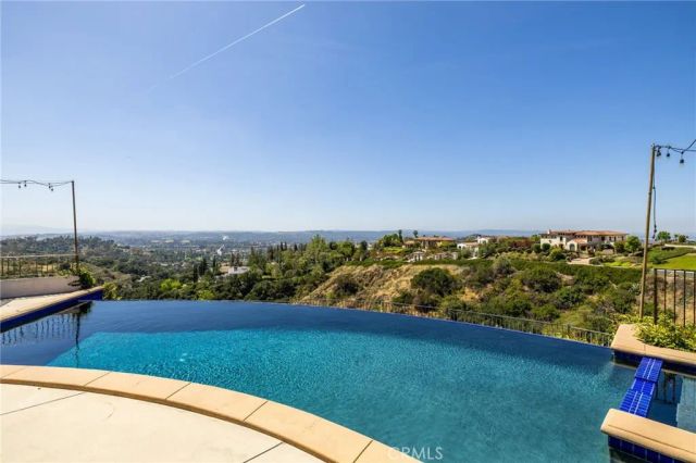 590 Gordon Highlands, Glendora, CA 91741