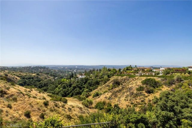590 Gordon Highlands, Glendora, CA 91741