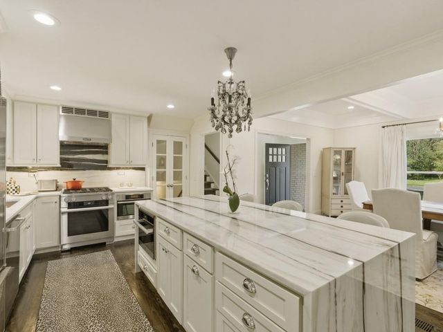 1350 Battleview Drive NW, Atlanta, GA 30327