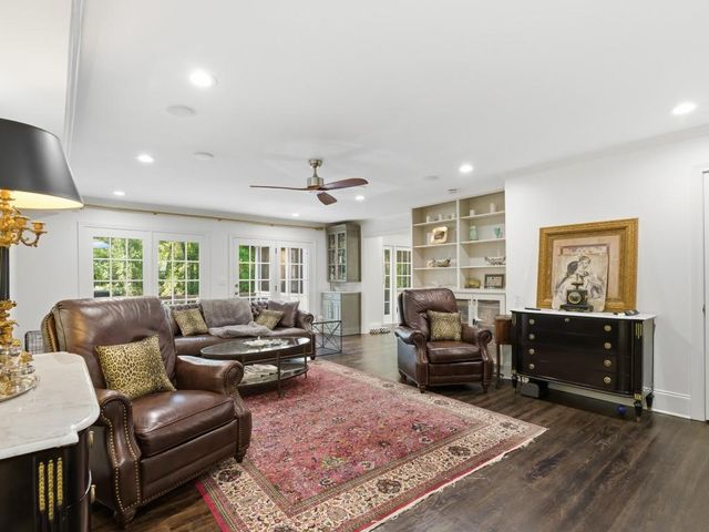 1350 Battleview Drive NW, Atlanta, GA 30327