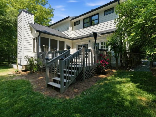 1350 Battleview Drive NW, Atlanta, GA 30327