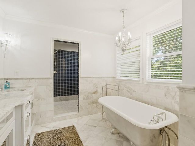 1350 Battleview Drive NW, Atlanta, GA 30327