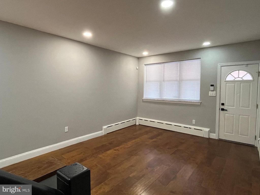 2238 CLARION ST, Philadelphia, PA 19148 — photo 2
