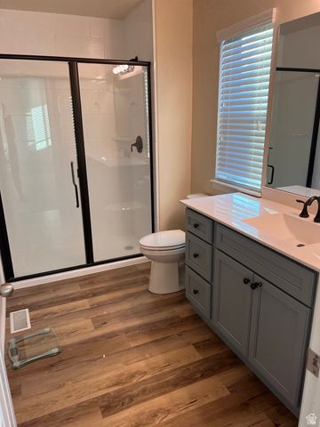 2001 E FIELDING LN, Draper, UT 84020