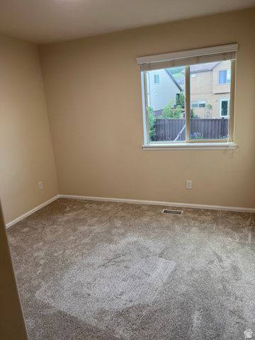2001 E FIELDING LN, Draper, UT 84020