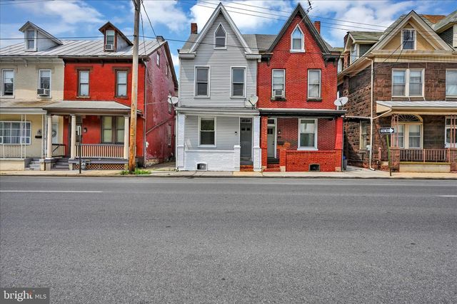 1127 WALNUT ST, Lebanon, PA 17042