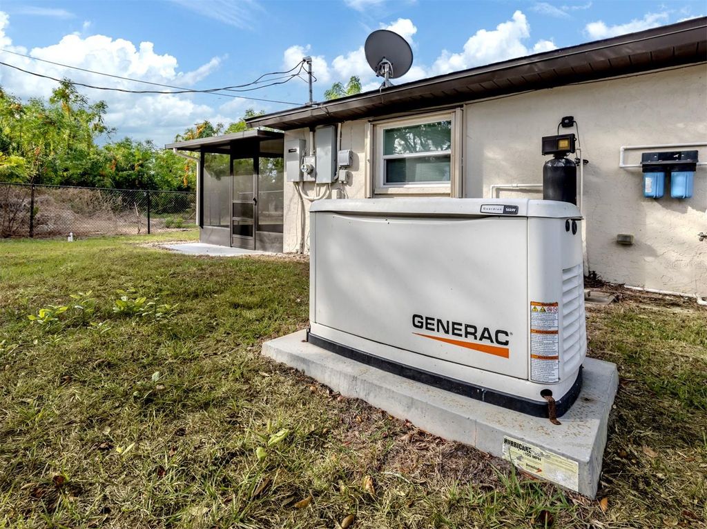 Image 24 of property listing at 3681 SHAMROCK DRIVE, Venice, FL 34293