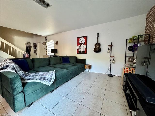 1431 SW Courtyards TER # 115, Cape Coral, FL 33914