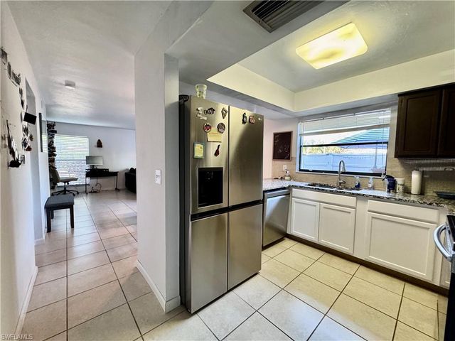 1431 SW Courtyards TER # 115, Cape Coral, FL 33914