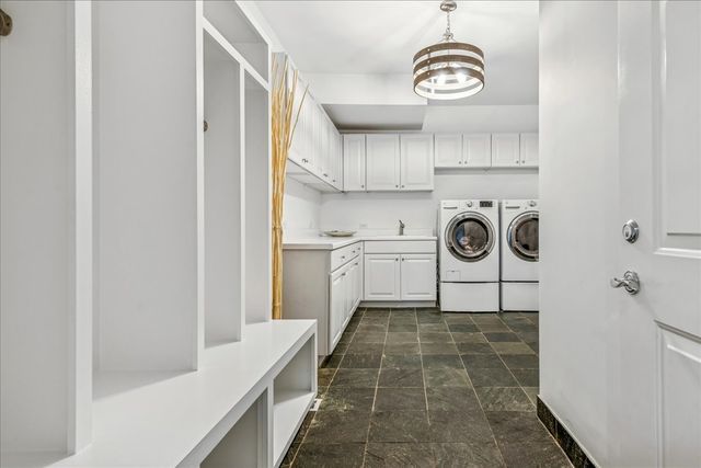 12 E Penny Road, South Barrington, IL 60010