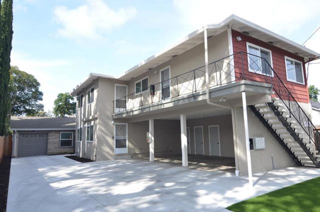 1164 Clinton Street, Redwood City, CA 94061