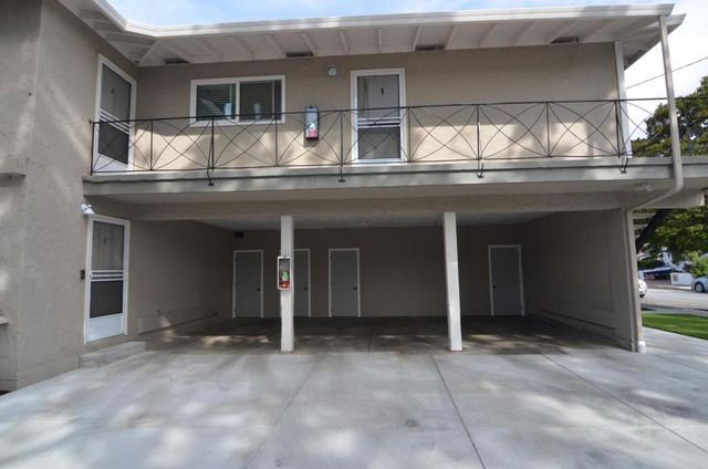 1164 Clinton Street, Redwood City, CA 94061