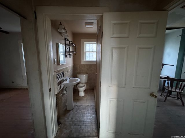 613 Blaine, San Antonio, TX 78202