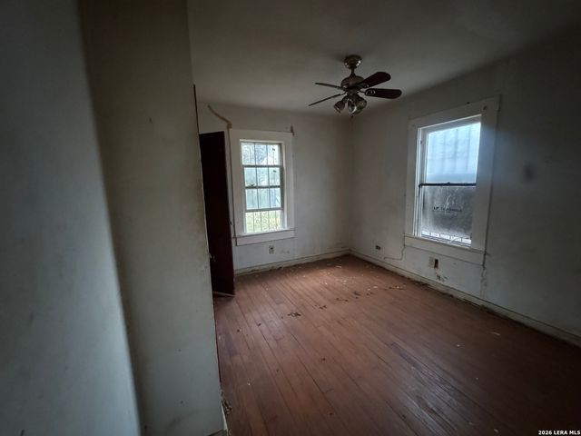 613 Blaine, San Antonio, TX 78202