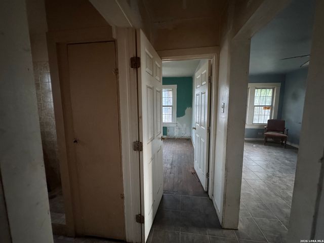 613 Blaine, San Antonio, TX 78202