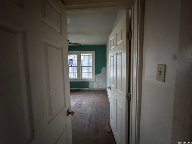 613 Blaine, San Antonio, TX 78202