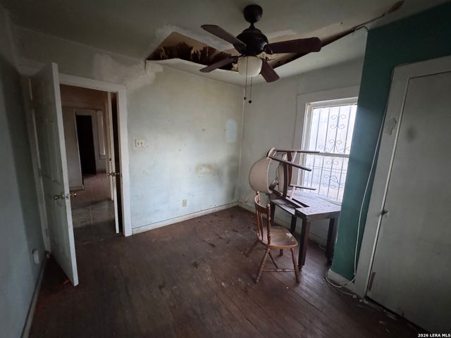 613 Blaine, San Antonio, TX 78202