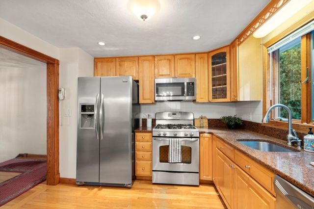 15 Bear Hill Road, Billerica, MA 01821