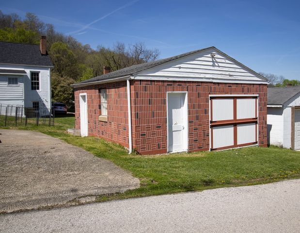 629 Woodland Avenue, Frankfort, KY 40601
