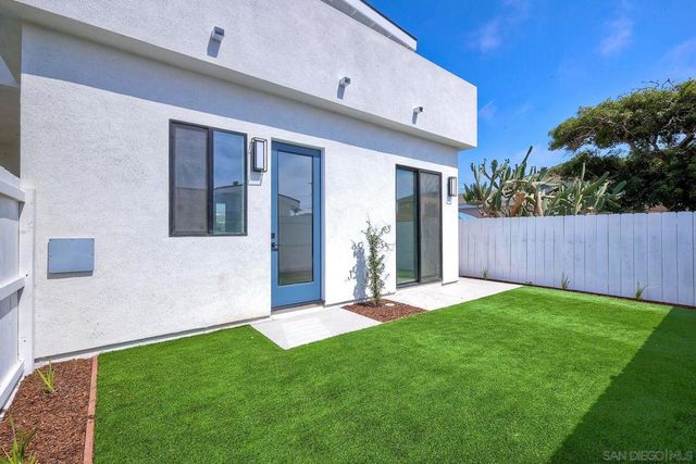 573 Florida St, Imperial Beach, CA 91932