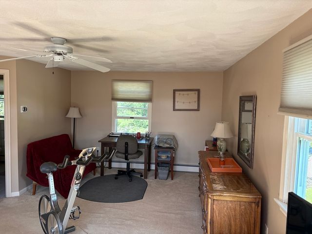 4 Crest Road, Framingham, MA 01702