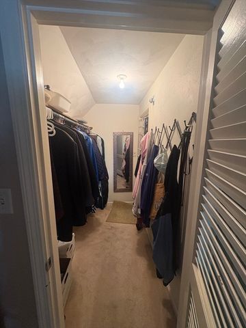 4 Crest Road, Framingham, MA 01702
