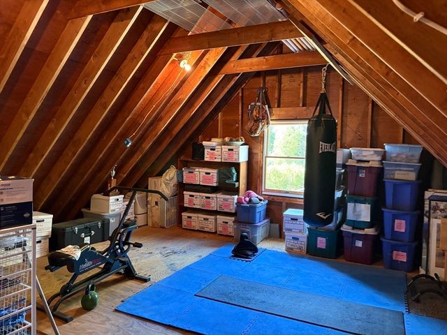 4 Crest Road, Framingham, MA 01702