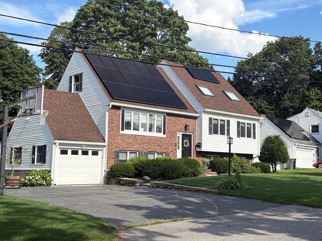 4 Crest Road, Framingham, MA 01702
