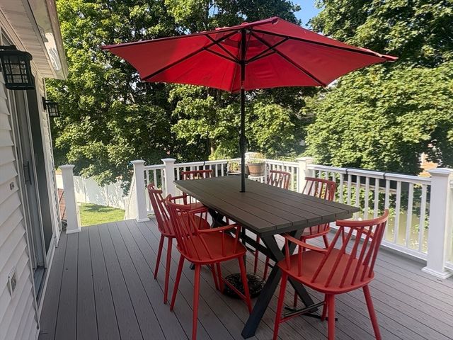 4 Crest Road, Framingham, MA 01702