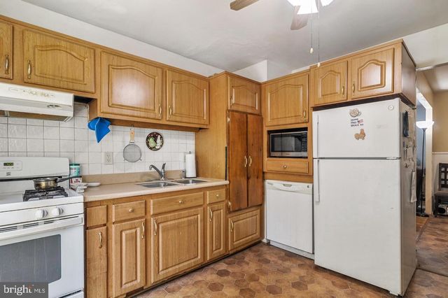 937 BOGGS DR, Dover, DE 19901