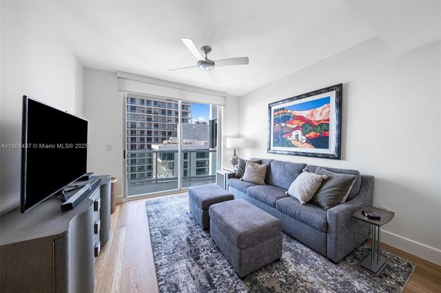 2645 S Bayshore Dr 1802, Miami, FL 33133