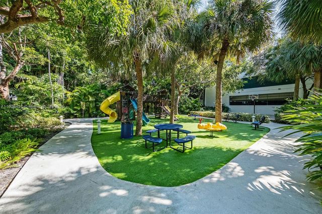 2645 S Bayshore Dr 1802, Miami, FL 33133