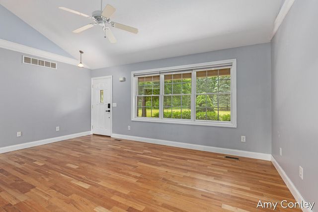 8292 N 12th Street, Kalamazoo, MI 49009