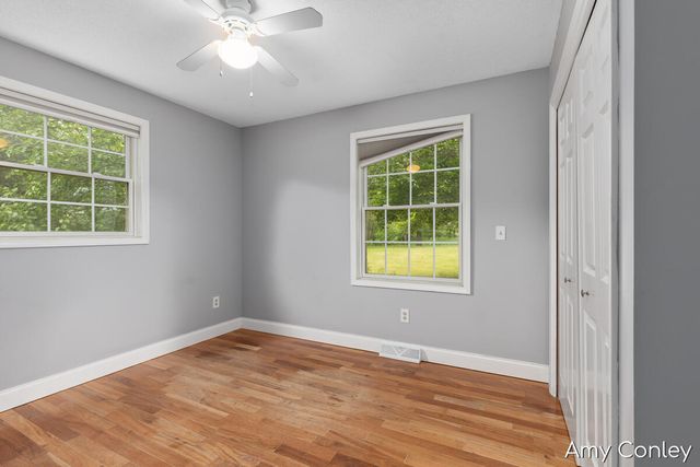 8292 N 12th Street, Kalamazoo, MI 49009