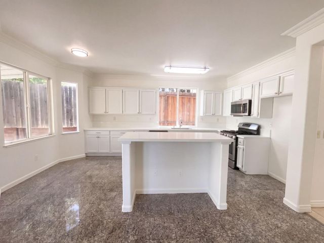 3001 Tourmaline Way, Antelope, CA 95843
