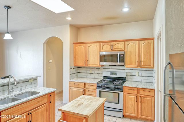 4042 Seneca Drive, Las Cruces, NM 88005