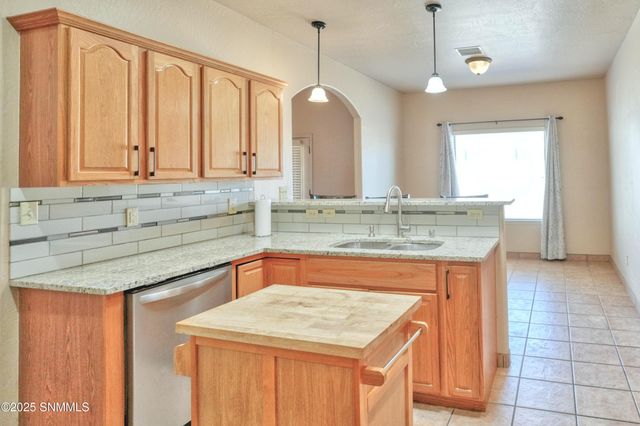 4042 Seneca Drive, Las Cruces, NM 88005