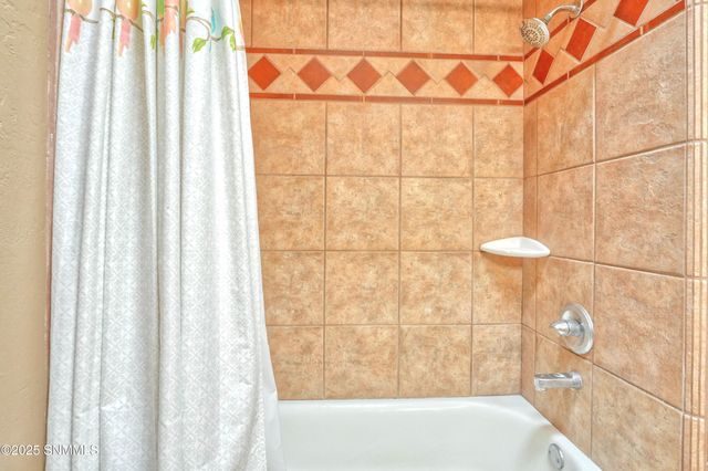 4042 Seneca Drive, Las Cruces, NM 88005