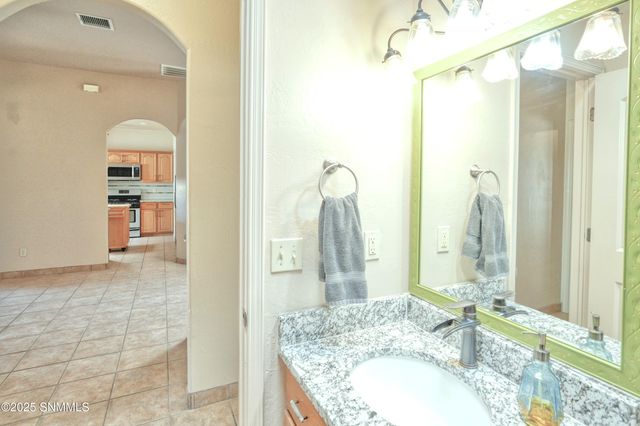 4042 Seneca Drive, Las Cruces, NM 88005