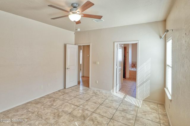 4042 Seneca Drive, Las Cruces, NM 88005