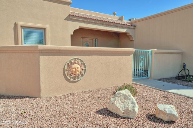 4042 Seneca Drive, Las Cruces, NM 88005