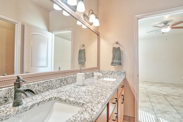 4042 Seneca Drive, Las Cruces, NM 88005