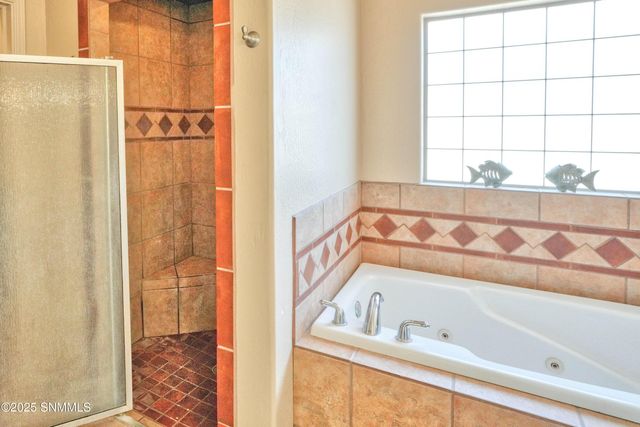 4042 Seneca Drive, Las Cruces, NM 88005