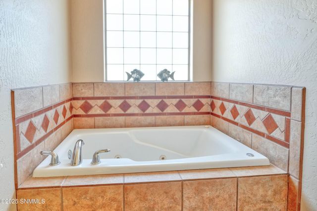 4042 Seneca Drive, Las Cruces, NM 88005