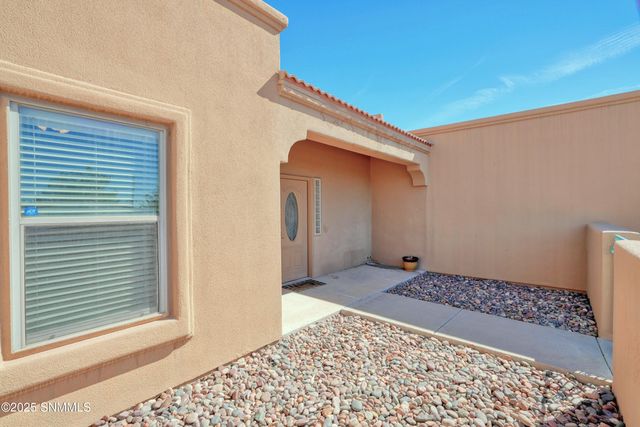 4042 Seneca Drive, Las Cruces, NM 88005