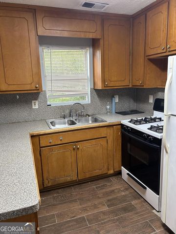 5058 Park Avenue, Forest Park, GA 30297