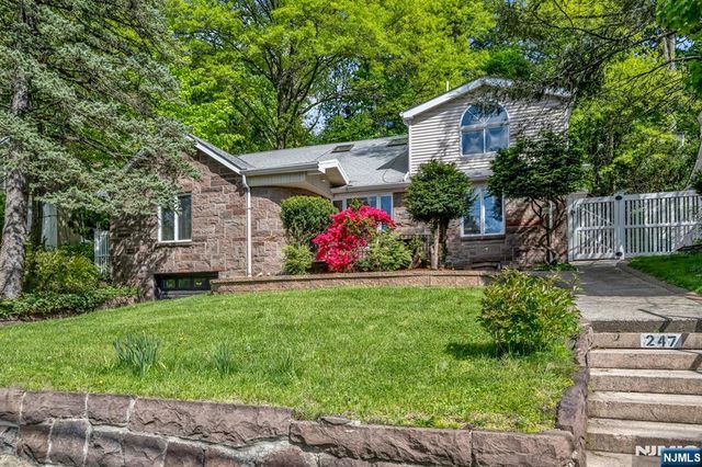 247 Glenwood Avenue, Leonia, NJ 07605