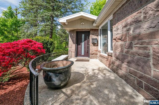 247 Glenwood Avenue, Leonia, NJ 07605
